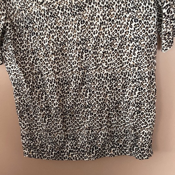 Talbots leopard print top - Picture 4 of 5